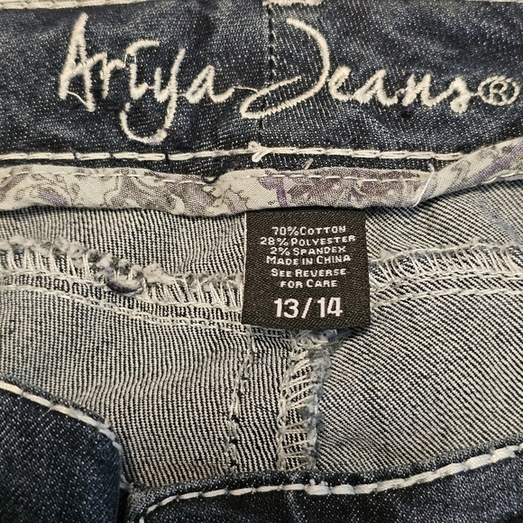 Ariya Jeans Boot Cut Faded Medium Wash Size 13/14 S - Picture 7 of 14